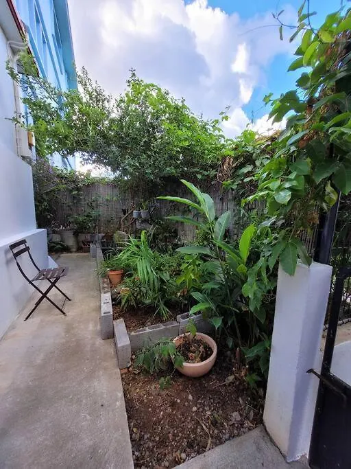 בית נופש הוילה שולשה Tropical Urban